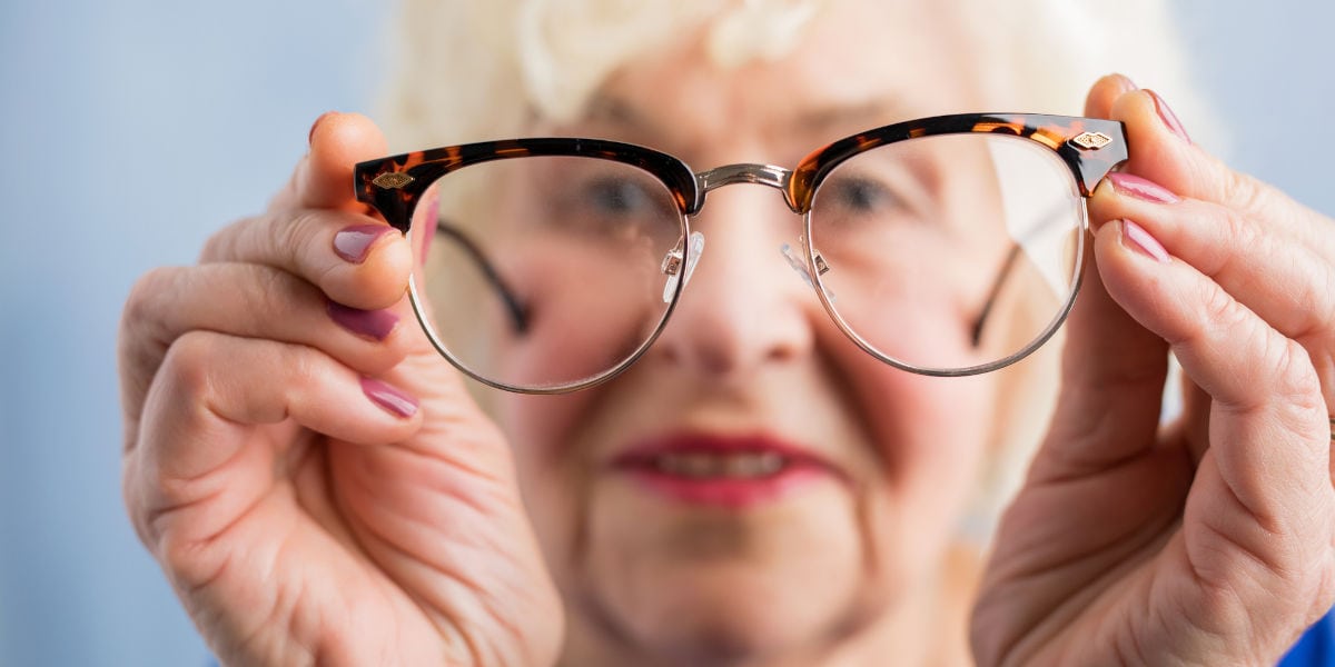 Could Age-Related Vision Loss Be Reversed? New Tests Look Promising